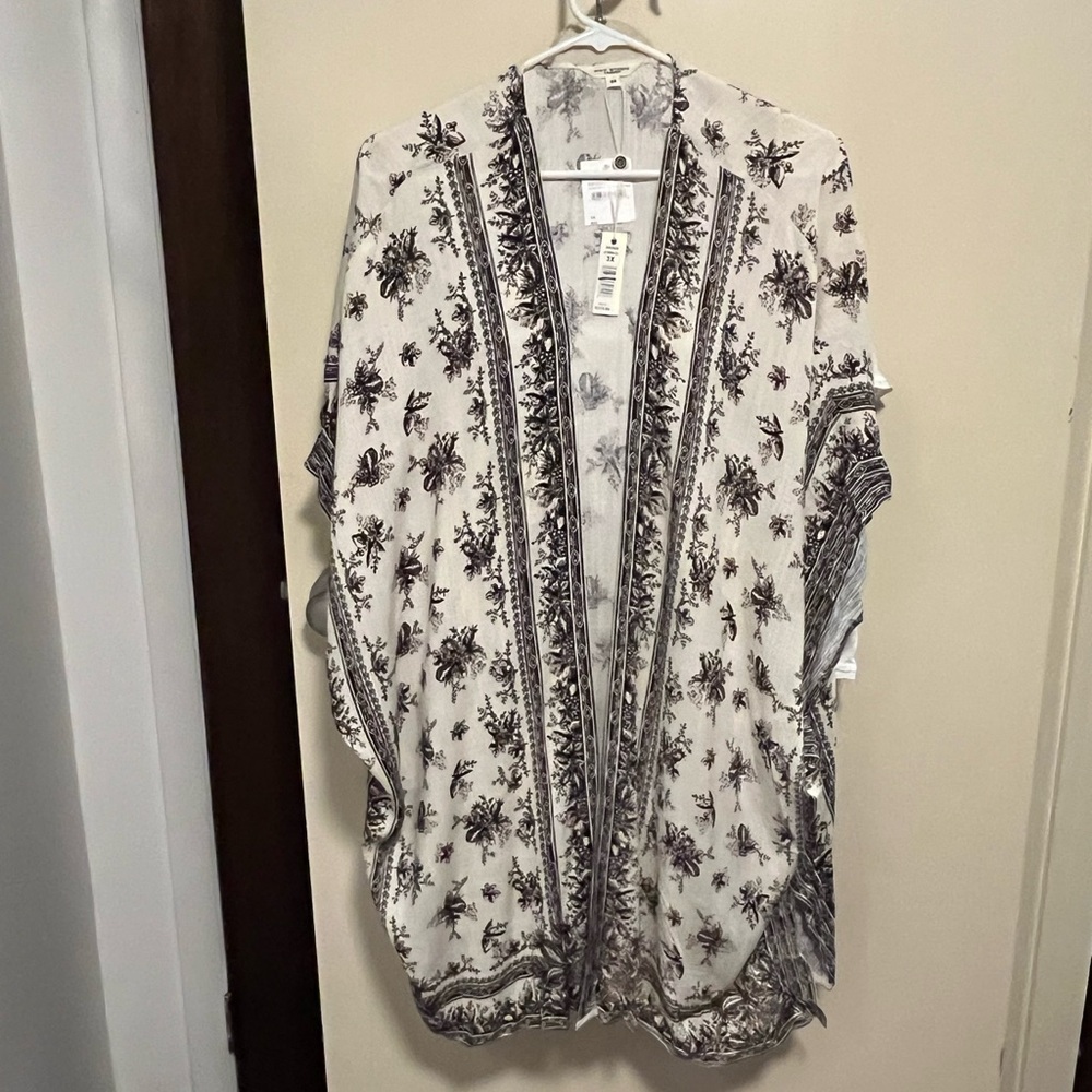 Max Studio Brown and White Patterned Kimono